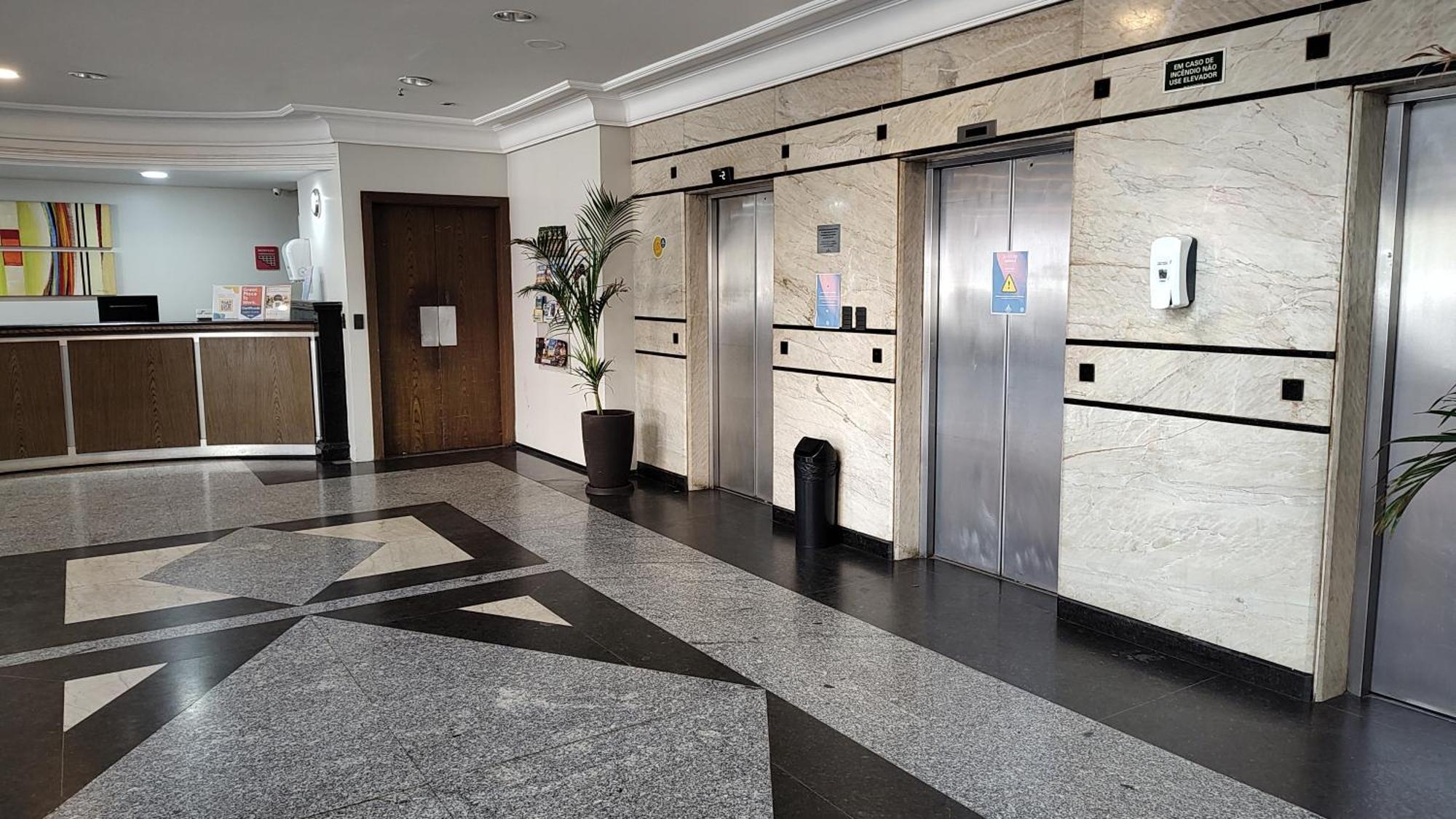 Lindo Flat Meireles 203 Pertinho Beira Mar ฟอร์ตาเลซา ภายนอก รูปภาพ